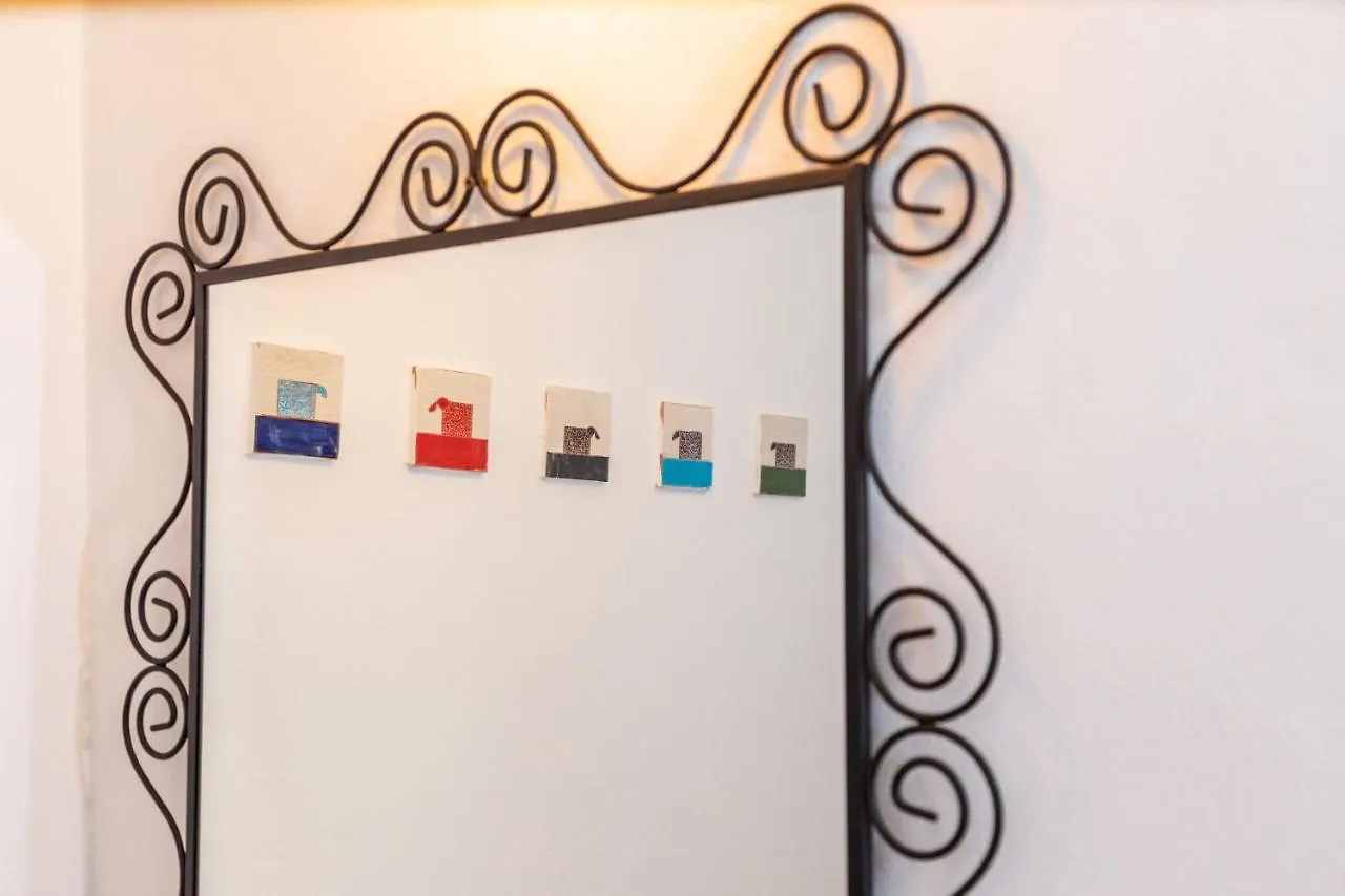 Hotel S'Ortale Con Parcheggio Interno E Ristorante All'Aperto أروسييْ