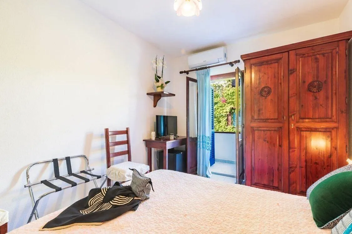 Hotel S'Ortale Con Parcheggio Interno E Ristorante All'Aperto Orosei