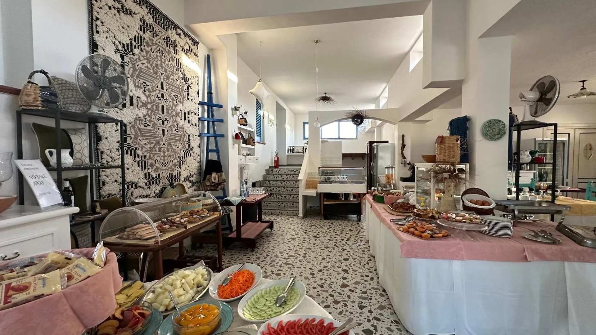 Hotel S'Ortale Con Parcheggio Interno E Ristorante All'Aperto Orosei