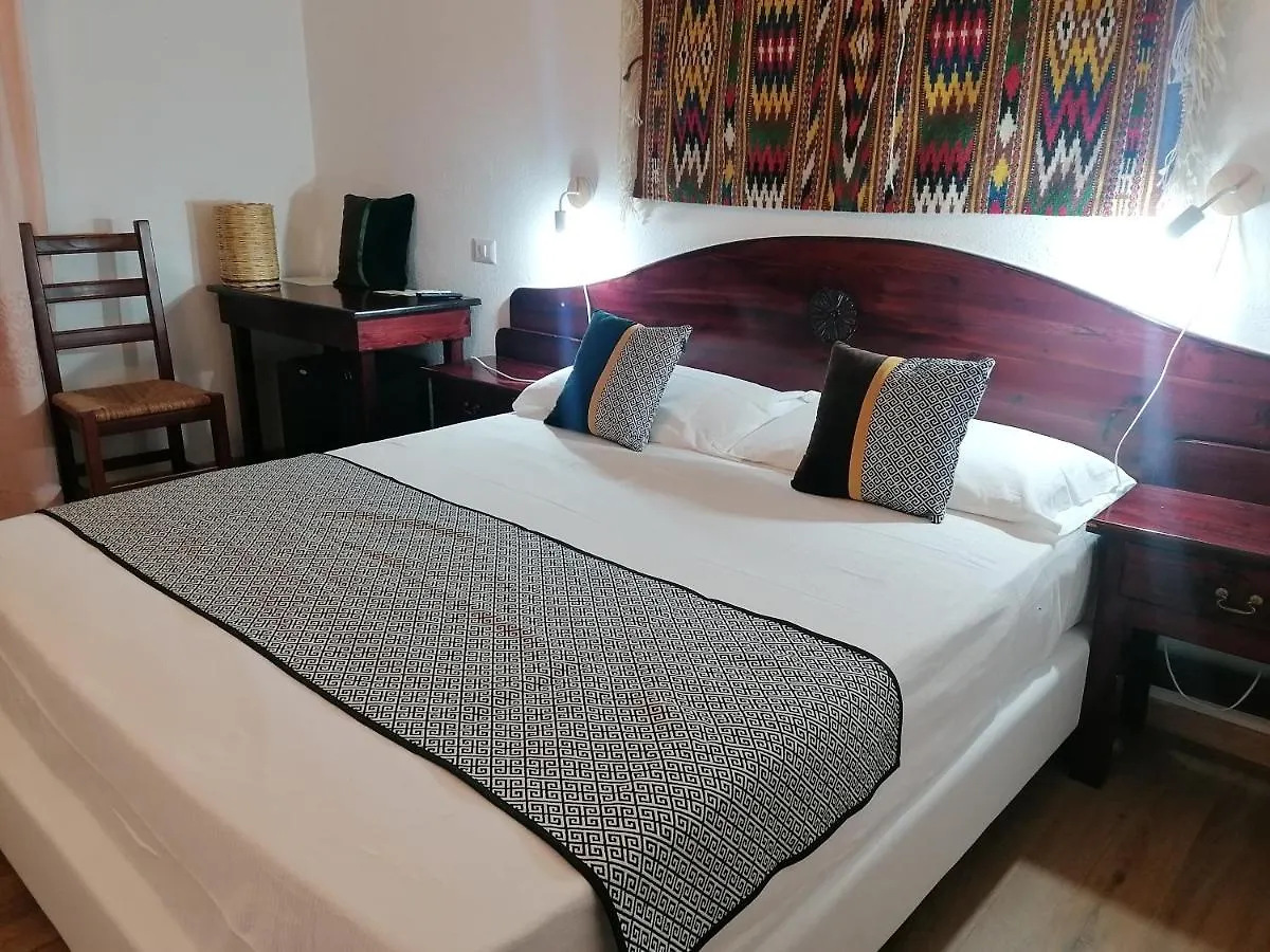 Hotel S'Ortale Con Parcheggio Interno E Ristorante All'Aperto Orosei